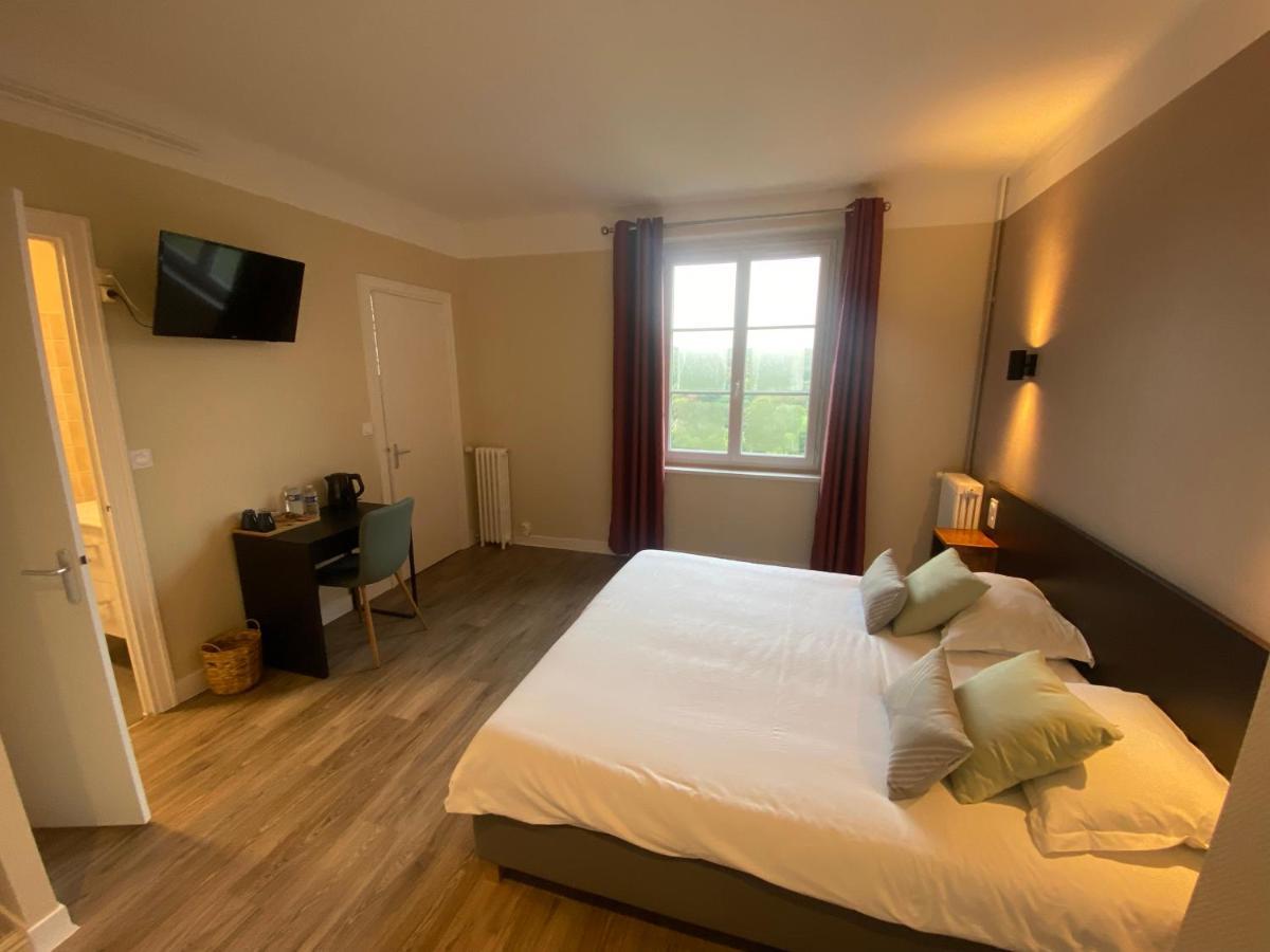 Hotel De La Poste Mortain-Bocage Ngoại thất bức ảnh
