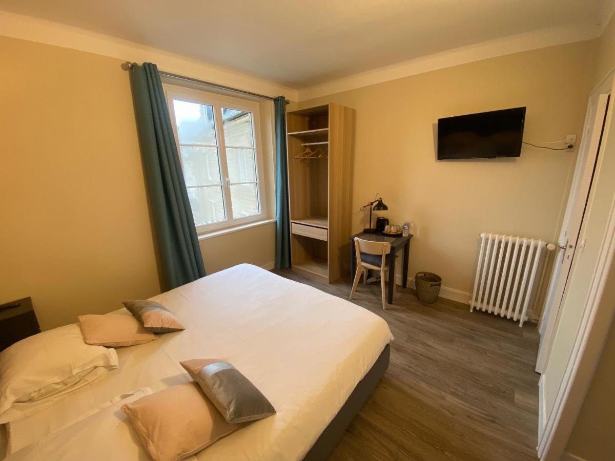 Hotel De La Poste Mortain-Bocage Ngoại thất bức ảnh